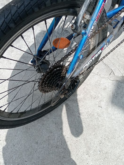 Bicicleta merge în stare buna schimbi toate vitezele bine