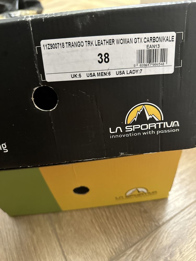 Дамски обувки за преходи La Sportiva Trango TRK Leather GTX сиви