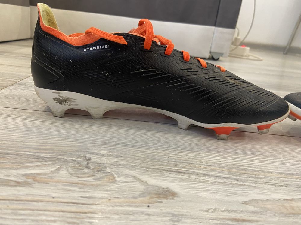 Бутонки Adidas Predator