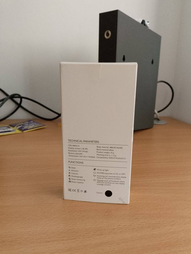 NOU, Smartwatch modern fitness, mesaje, notificări, unisex