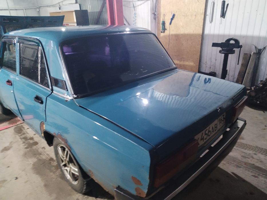 Продам ваз 2107 срочно на ходу инжектр