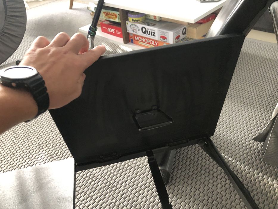 Masuță pentru laptop