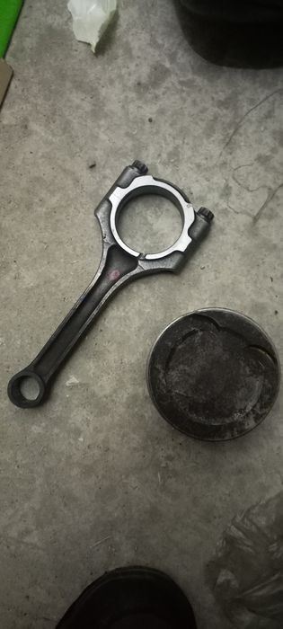 Поршень Хендэ Акцент