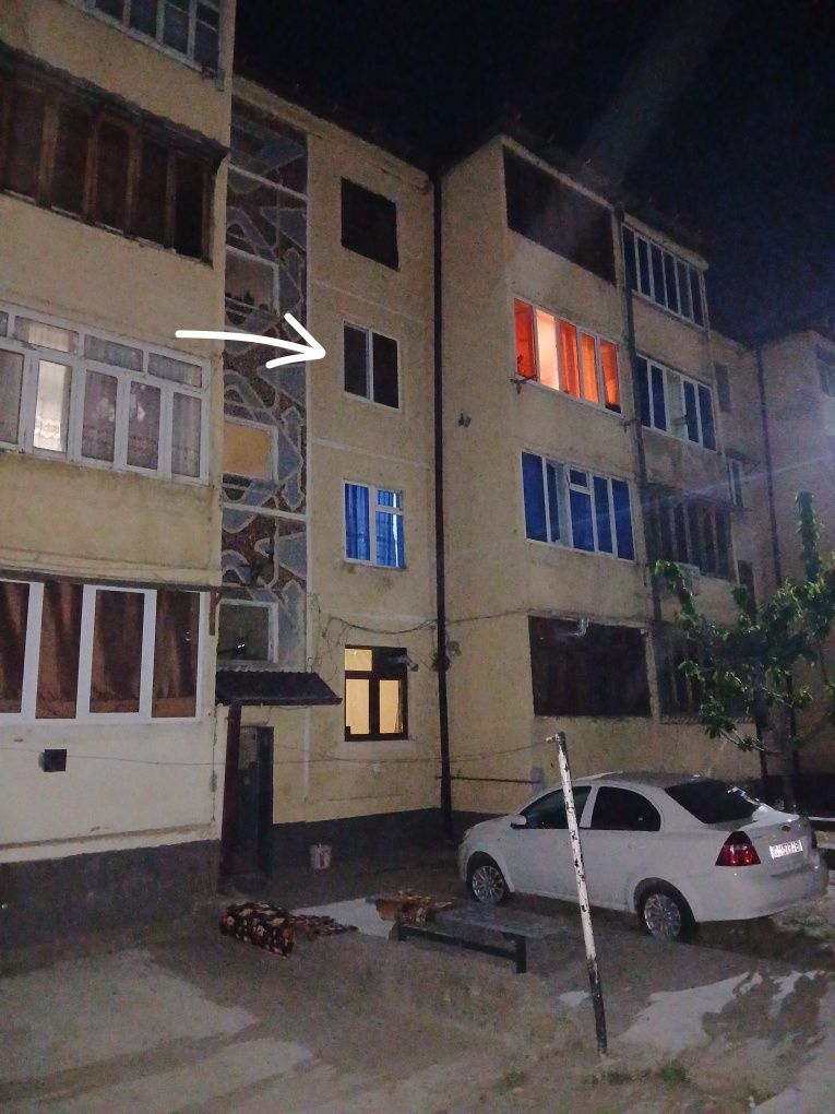 пос.Фарход 3 ком кв на 3 этаже 63 кв 45000&
