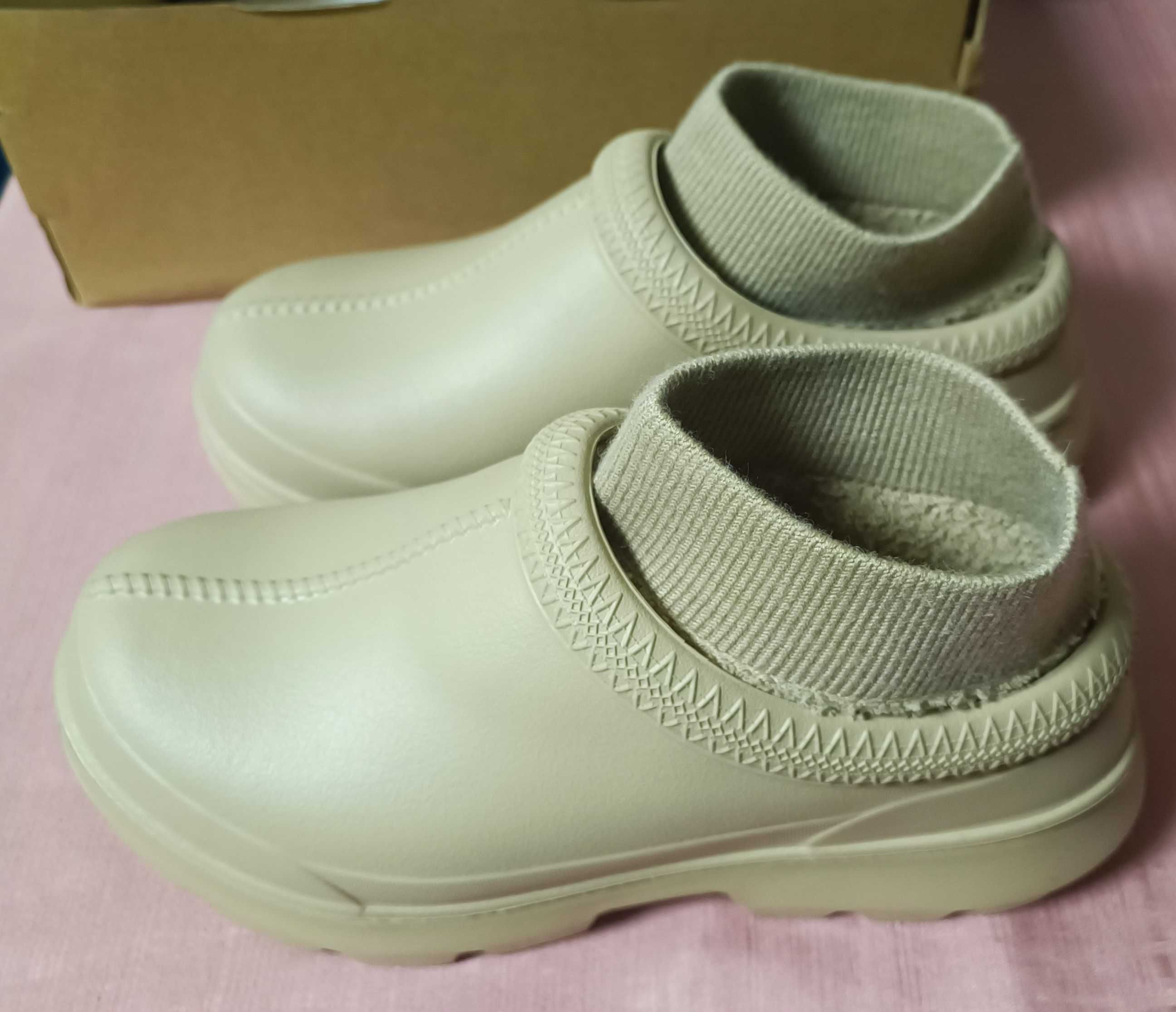 Чисто нови оригинални ниски ботуши UGG Tasman X sock boots 37 номер