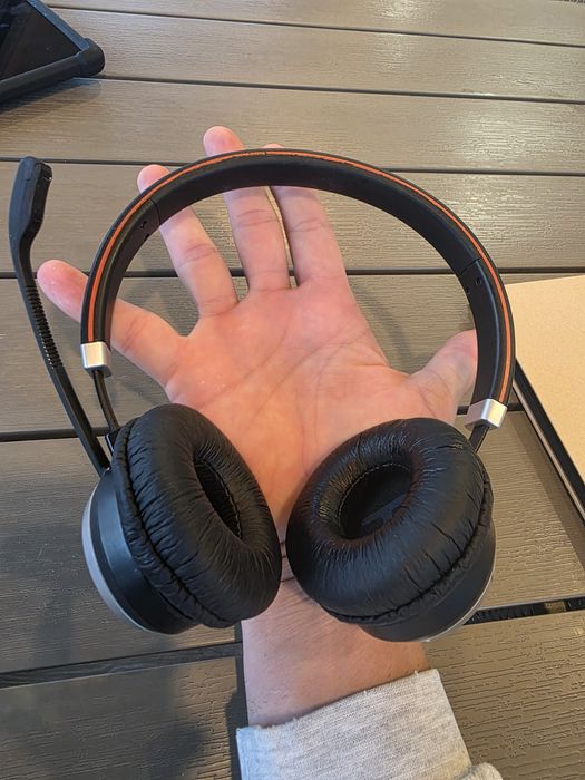 Tableta Lenovo Tab M10 FHD Plus 4GB/128GB  + căști Jabra Evolve 65SE