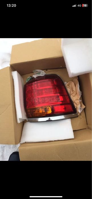 Комплект задних фонарей Lexus lx570