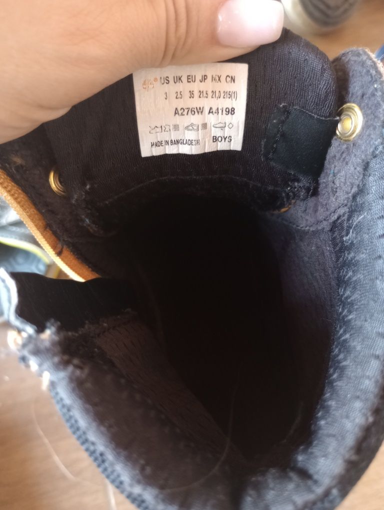 Лот обувки момче. Tommy Hilfiger, Timberland, Umbro, Decathlon, Adidas