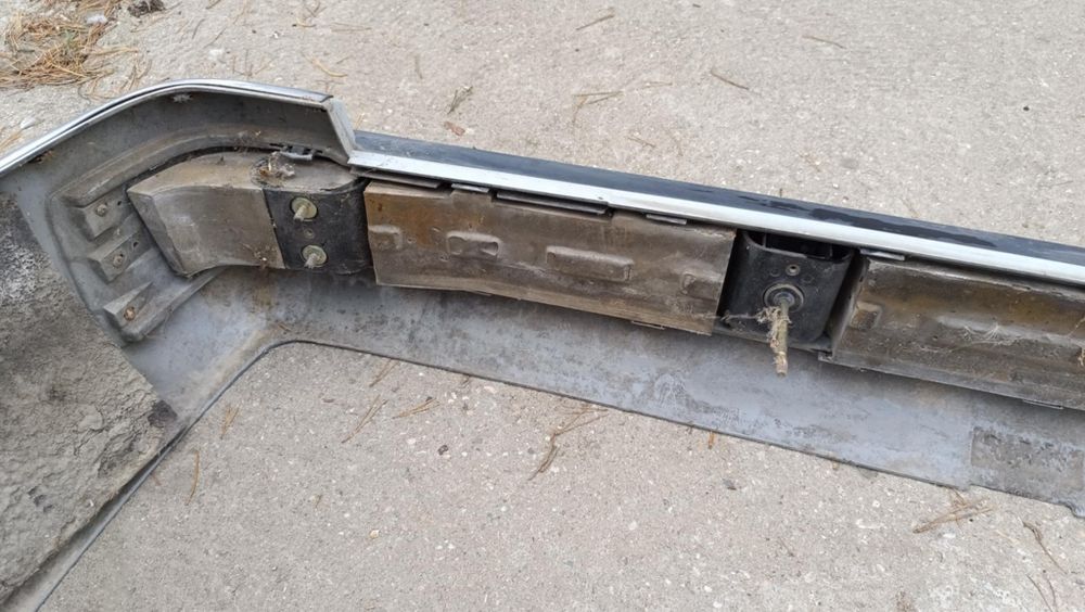 Задна броня W124 Mercedes комби