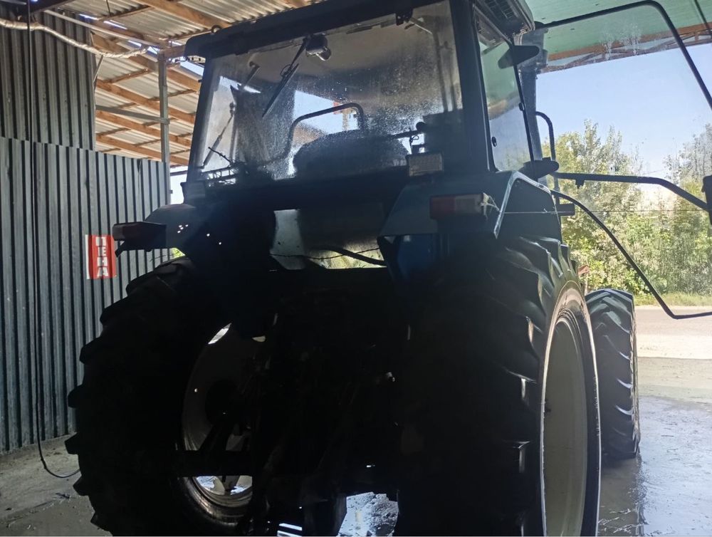 New Holland TS 135 Sotiladi