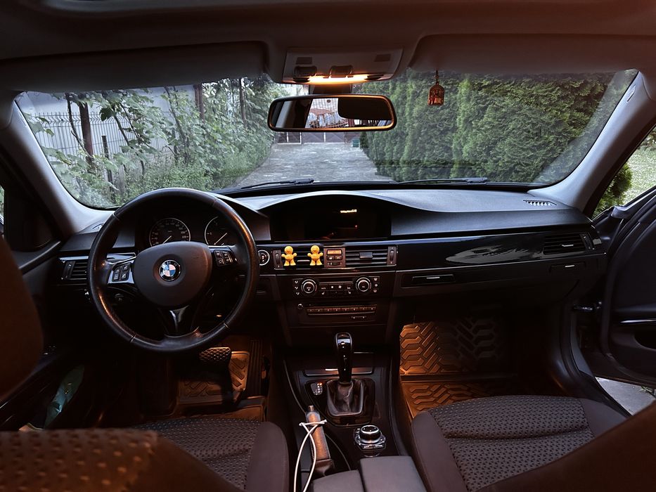 BMW Seria 3 E90 Facelift