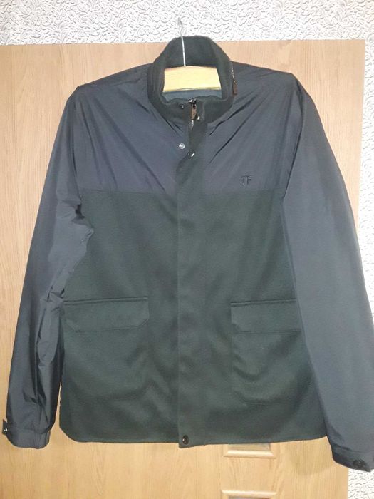 Ветровки  мужские