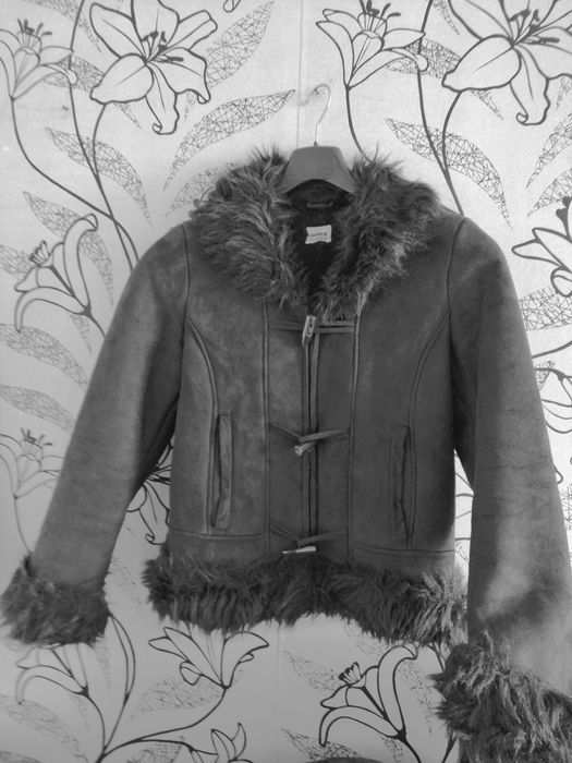 Тъмно кафяв кожух