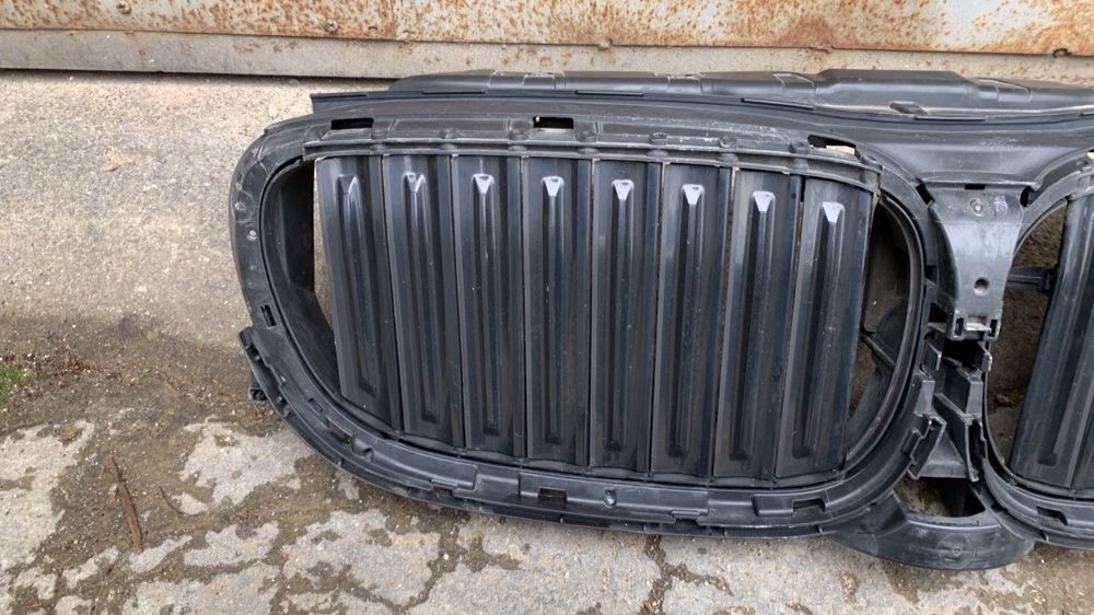 Маска за бмв/bmw 7 G11