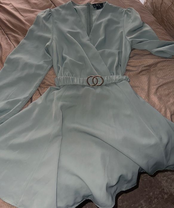 Официална рокля ,размер М