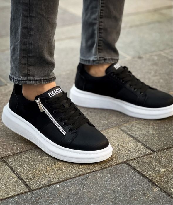 Adidasi barbati casual