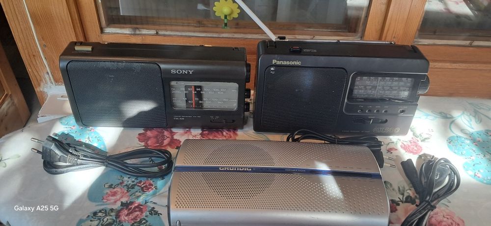Radio Panasonic. Grundig,Sony