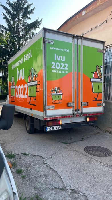 Servicii de colantare