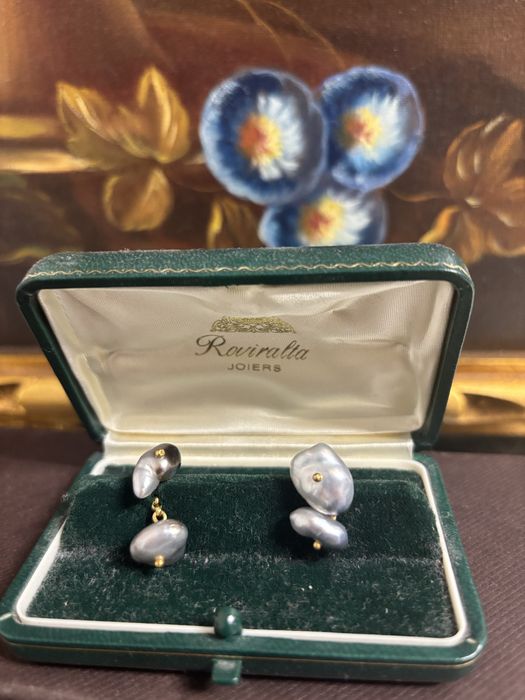 Butoni camasa perle si aur 18k