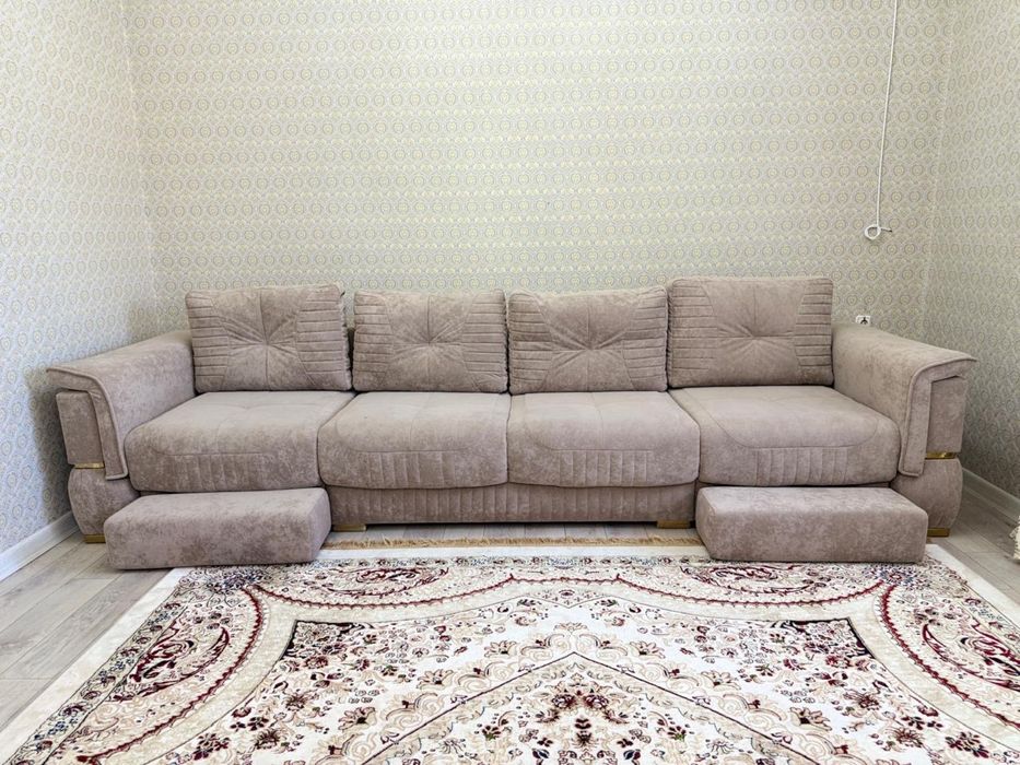 Диван Российский