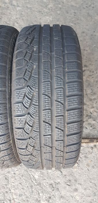 НОВИ ЗИМНИ-2022г./41с.-18цола-225/40-1бр.-170лв."PIRELLI "