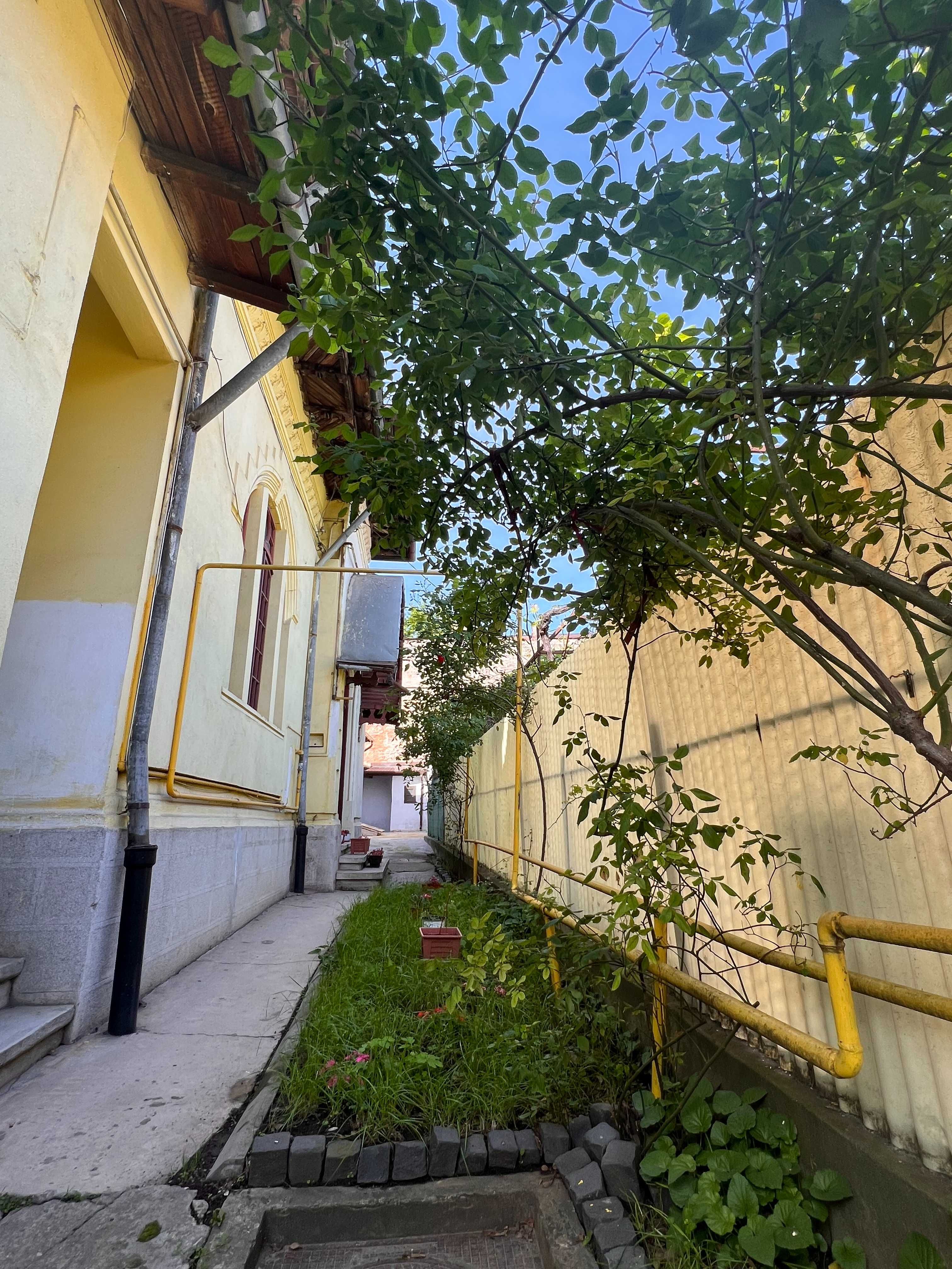 Casa de vanzare, pozitie ultracentrală în Ploiești