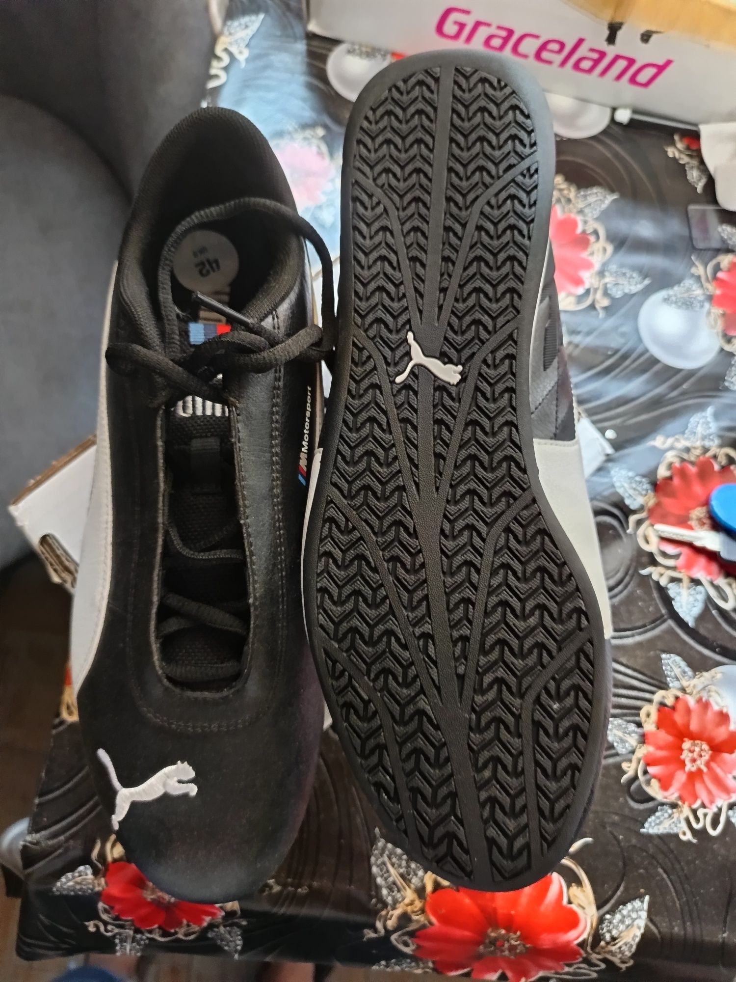 Vand adidași Nike Motorsport noi Nr 42 cumpărați din Fashion House Out