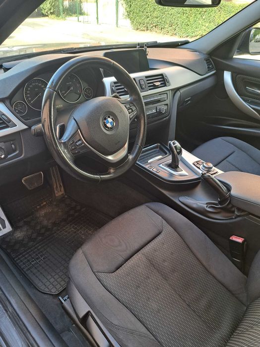 Vand bmw seria 3 ,320d 184 cp sport line