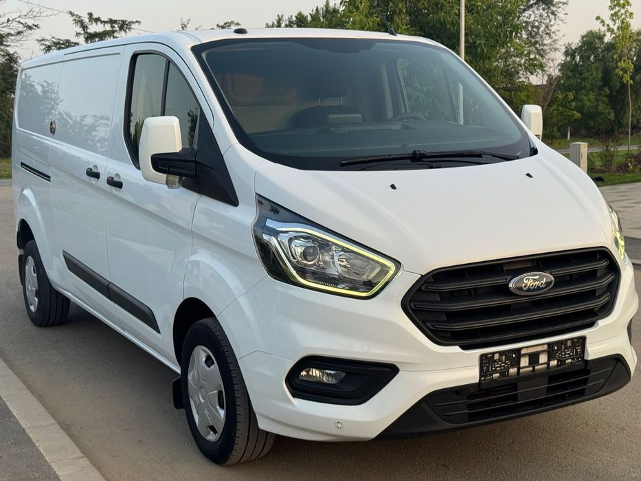 Ford Transit Custom L2-H1 Model Facelift, Foarte Întreținută.