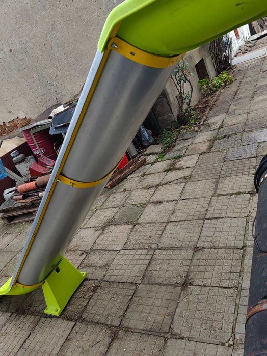 Продавам детска пързалка