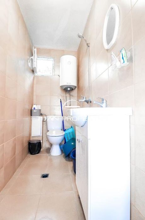 Дава се под наем Едностаен апартамент в Варна, Галата - 45 кв.м за 225 € - Снимка #5