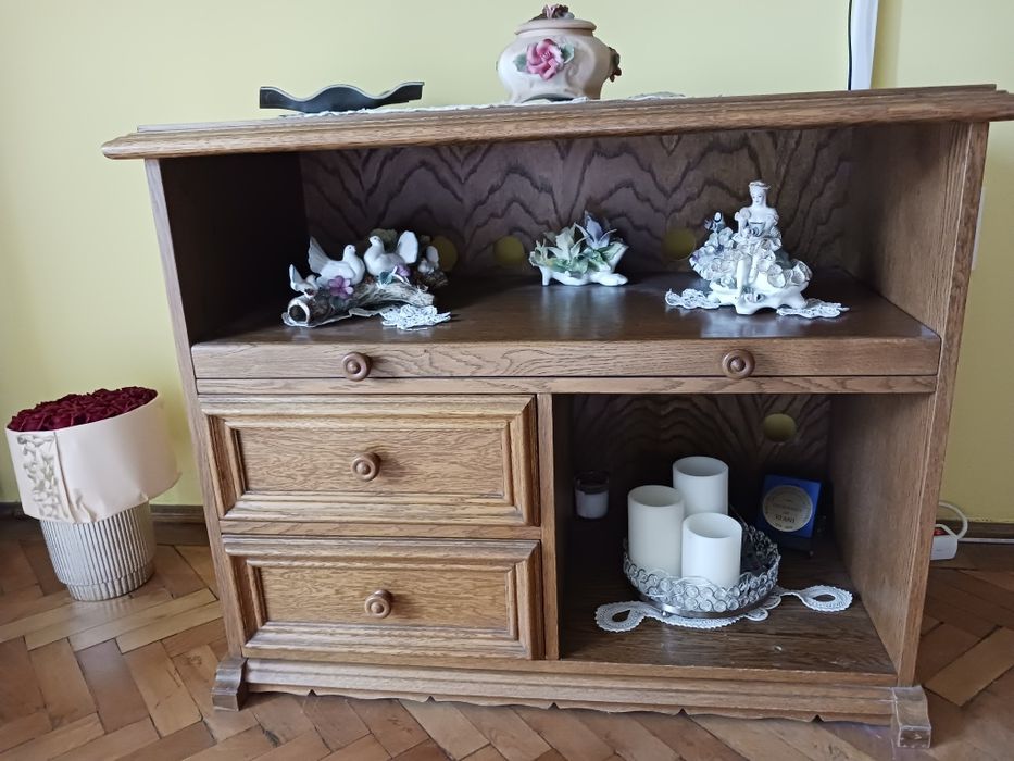 Comoda Tv,în stare foarte buna
