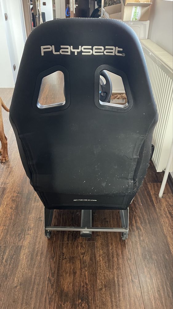 Playseat + logitech g29 simulator