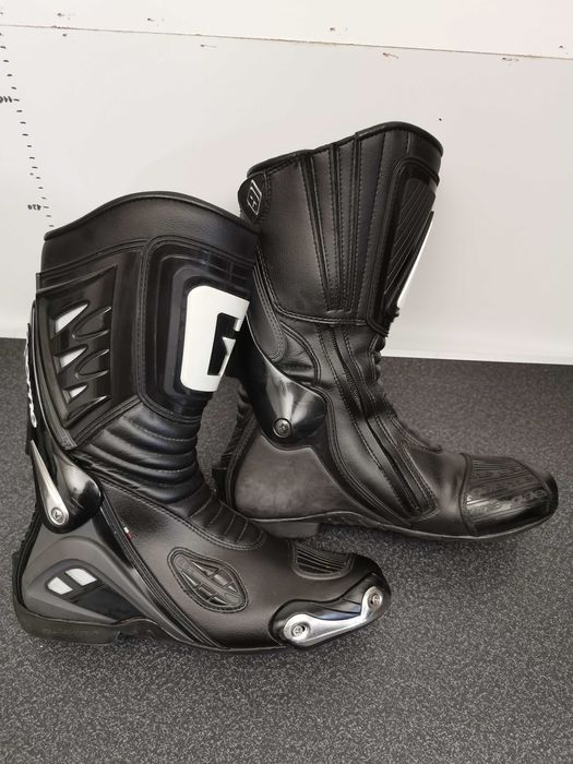 Cizme moto Gaerne marimea 43