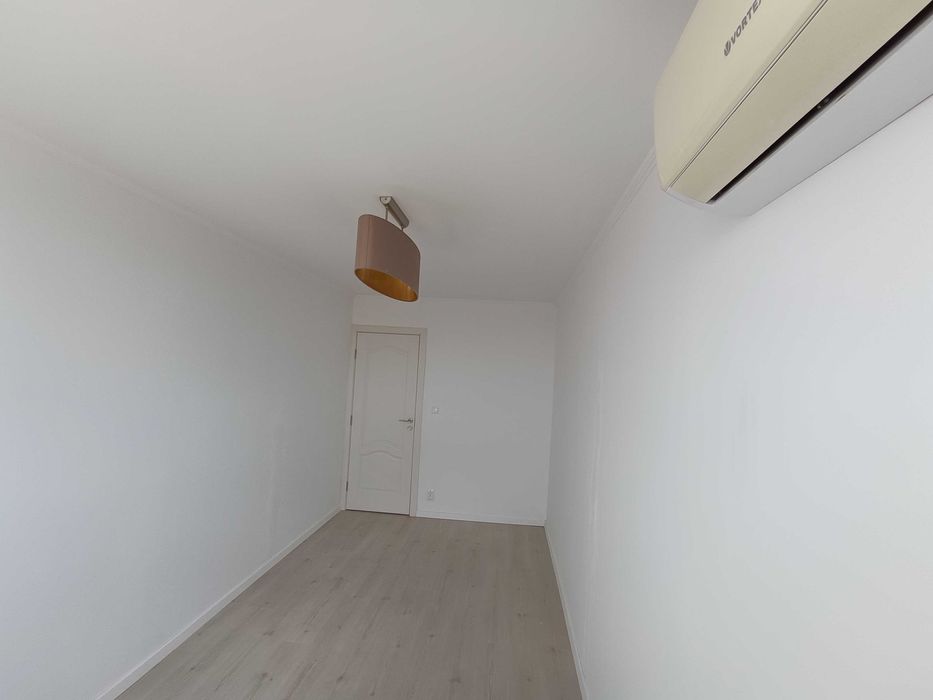 Vând apartament cu 3 camere, tip Z, str. Borsecului, Oradea