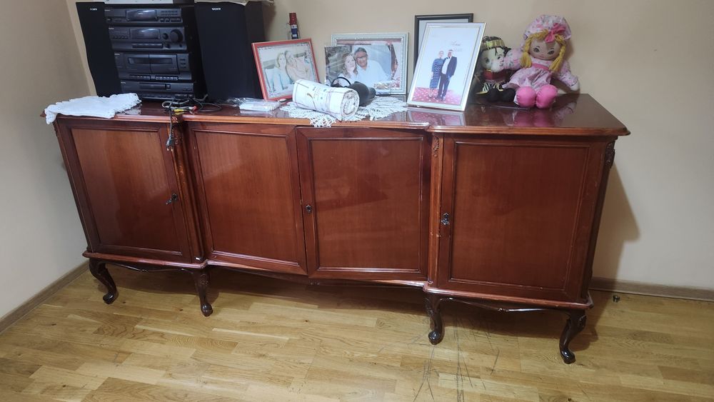 Продам  антиквариат, комод производство Румыния