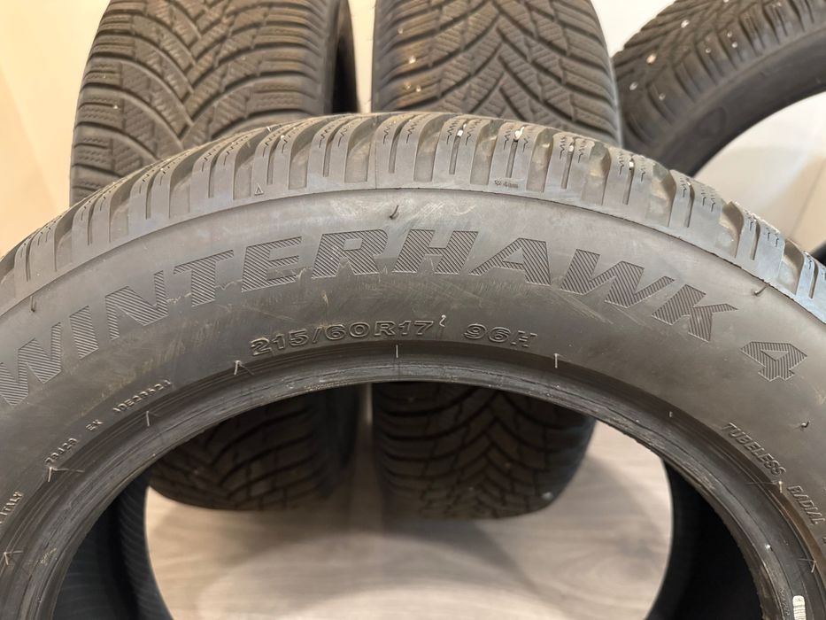 Гуми Firestone 215/60 R17 комплект