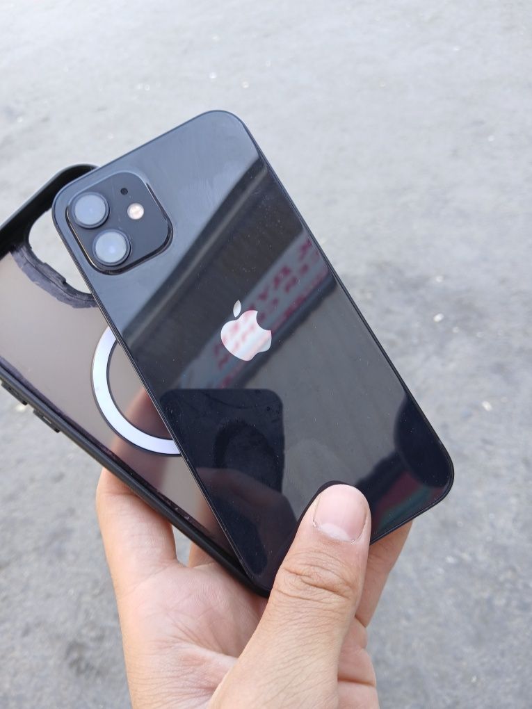 IPhone 12 ноп новый