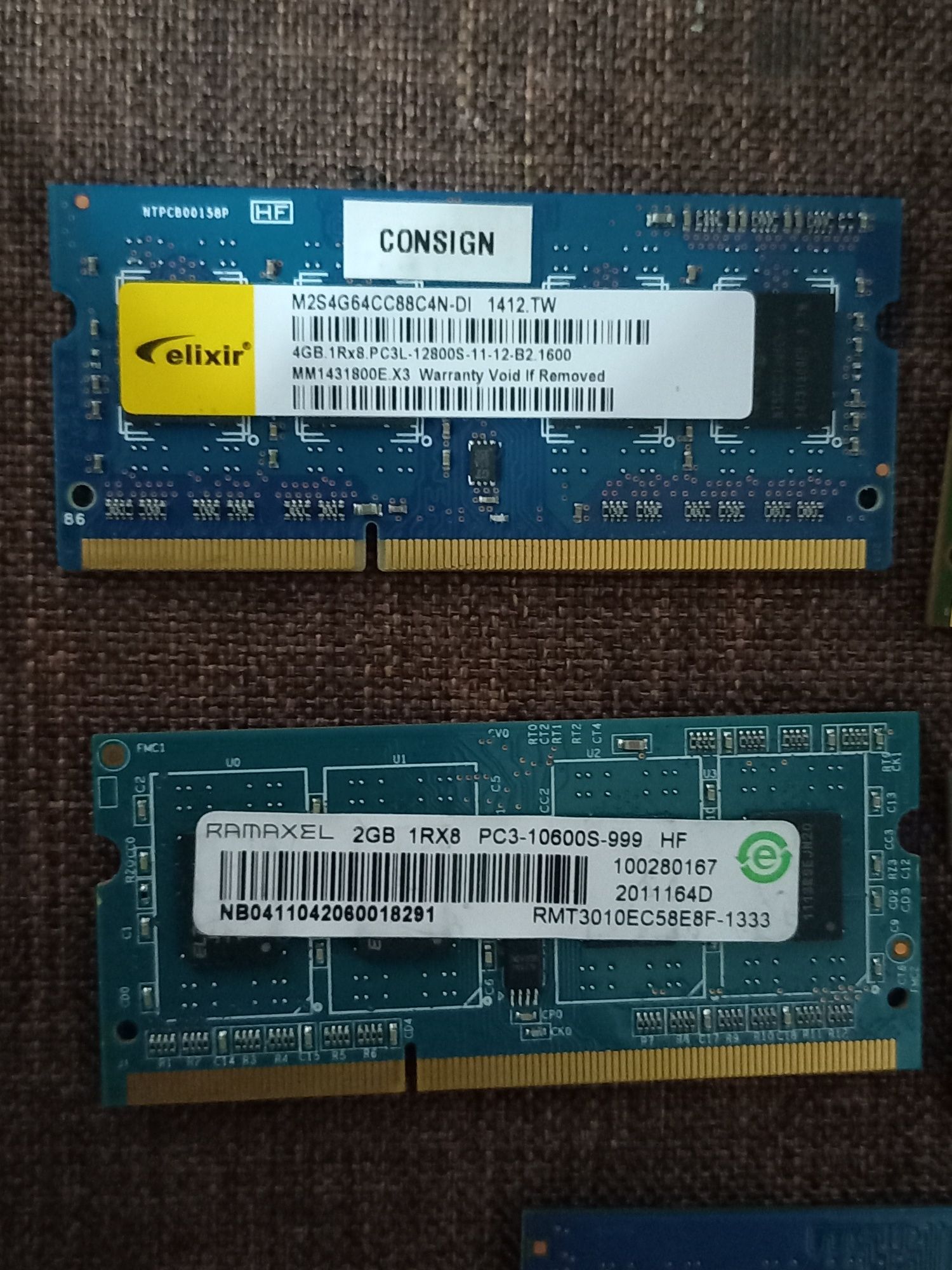 Memorie ram laptop ddr 3.   4gb. 2gb