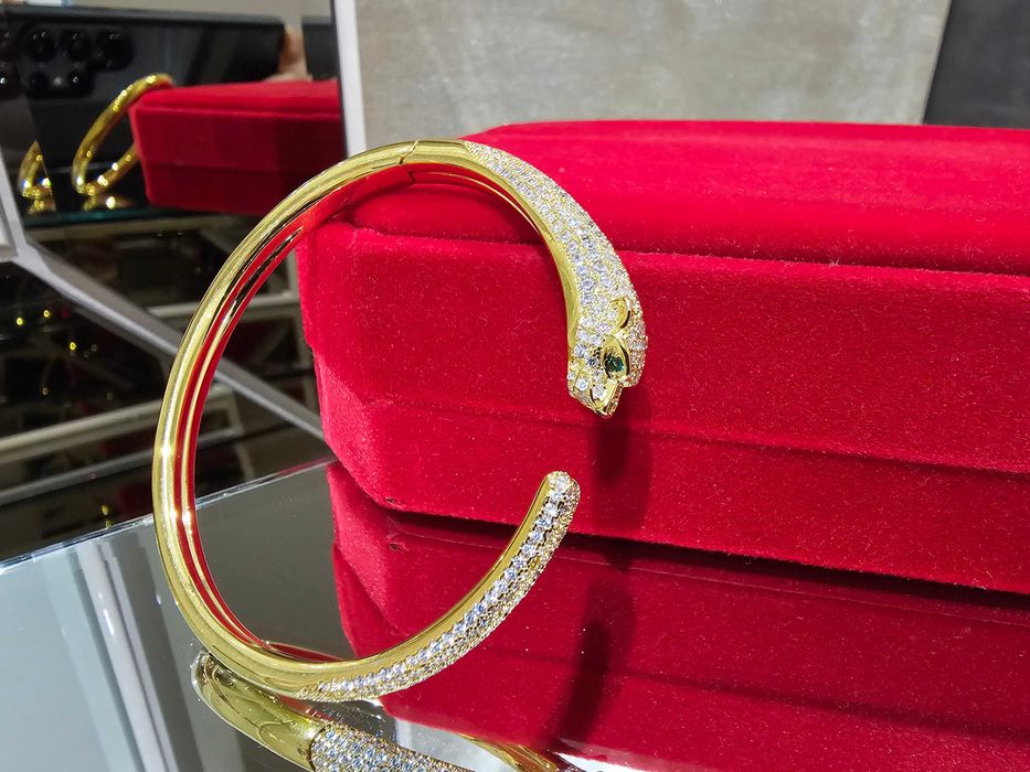 CARTIER Panthere de Cartier Gold Diamonds Дамска Гривна
