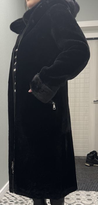 Продам дубленку двустроннюю