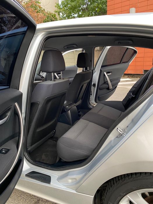 BMW Seria 1 120d Facelift 2009 Diesel