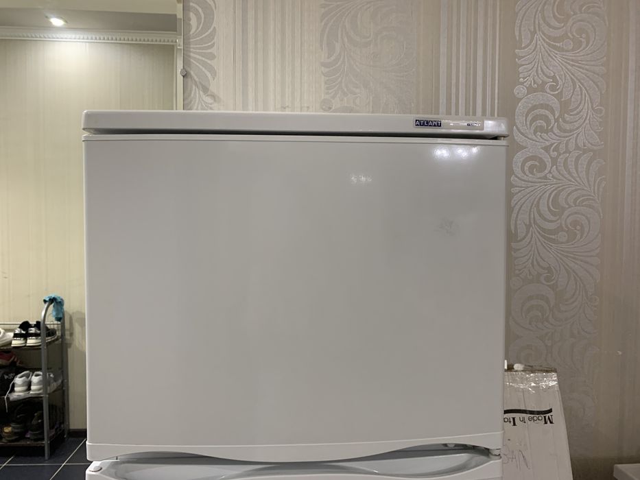 Продам холодильник фирма атлант