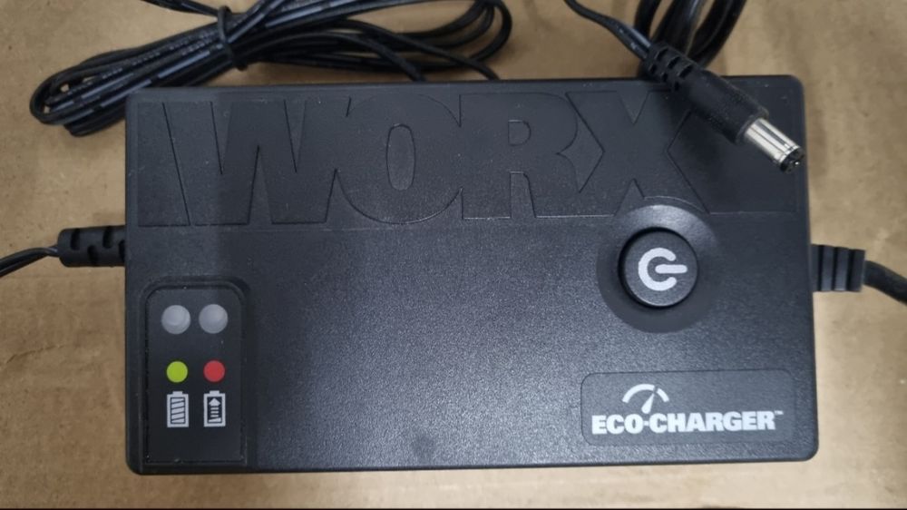 Alimentator / Incarcator WORX WA3720