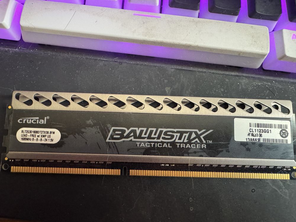 Память ОЗУ 2gb DDR3 1600 8/8/8/24 1.5v xmp