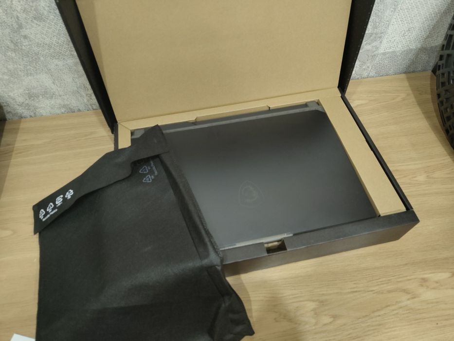 Игровой MSI Cyborg 15: i7-12650H / RTX 4050 / 16GB. Состояние нового!