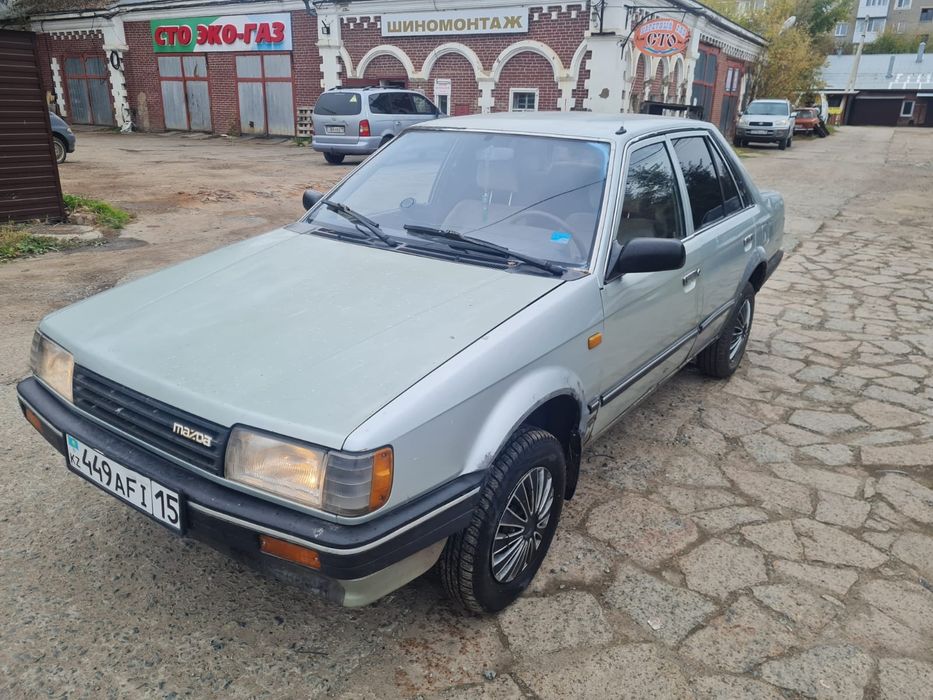 Продам работягу Мазда 323 активном на ходу есть фаркоп очень экономичн
