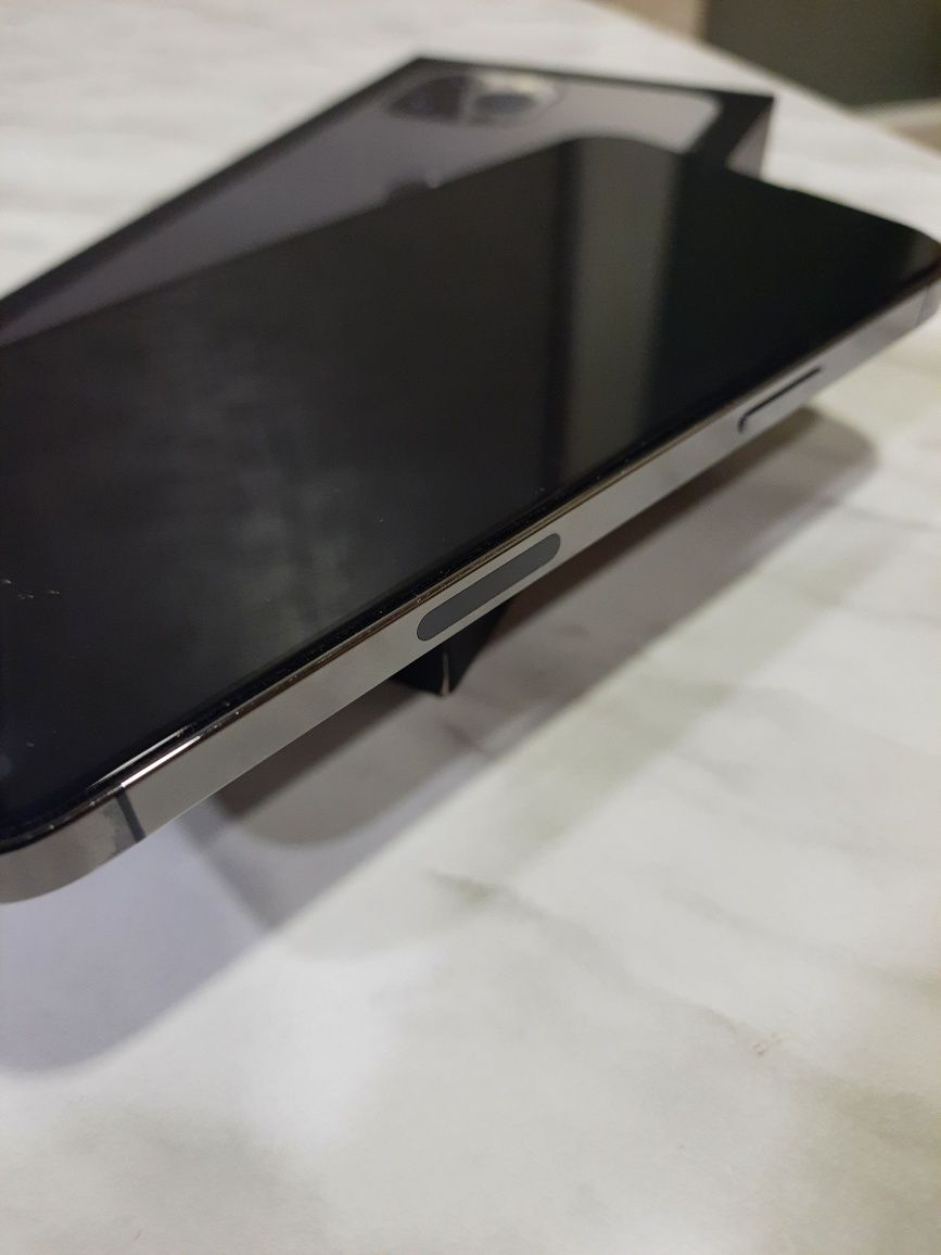 Продаю свой iPhone 13 pro max  256gb