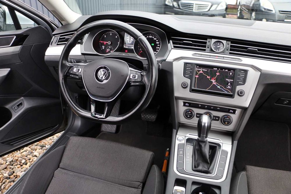 Volkswagen Passat Automat | Rate Auto Fara Avans