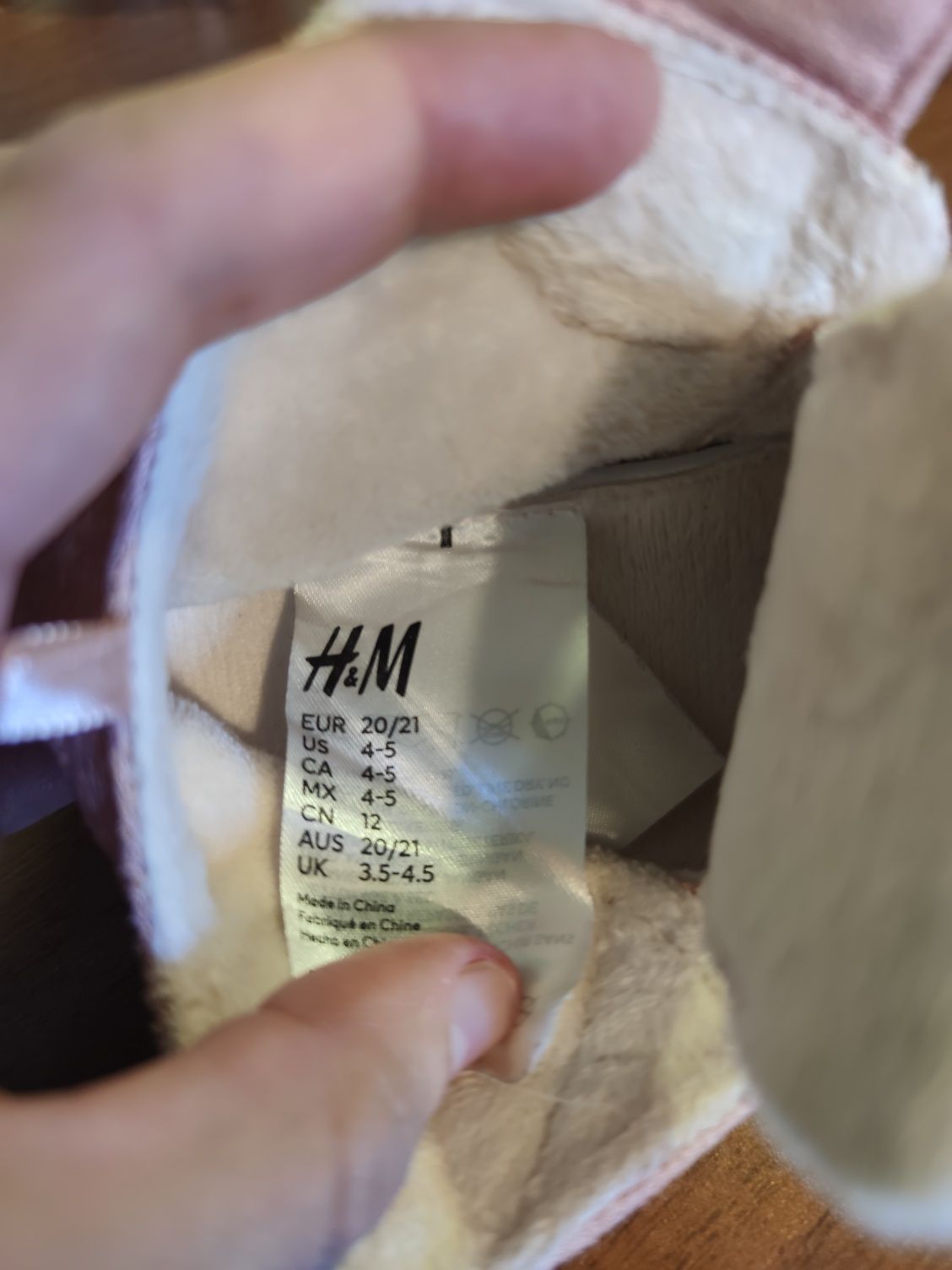 Бебешки пантофи H&M размер 20/21, розови